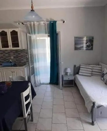 Дом отдыха Elena's House